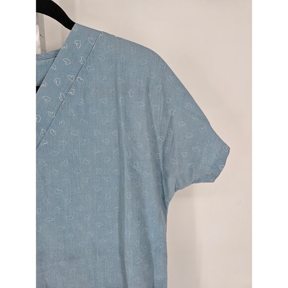 PL Uniform Women's Blue V-neck Heart Print Short Sleeve Scrub Top Size M - Picture 2 of 4
